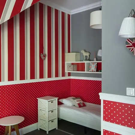 Dwor Zlotopolska Dolina Mansion House B&B 4*