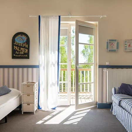 B&B Dwor Zlotopolska Dolina Mansion House 4*