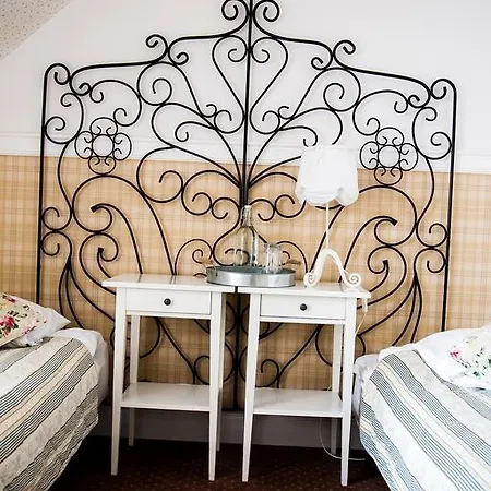 Dwór Złotopolska Dolina Mansion House 3*