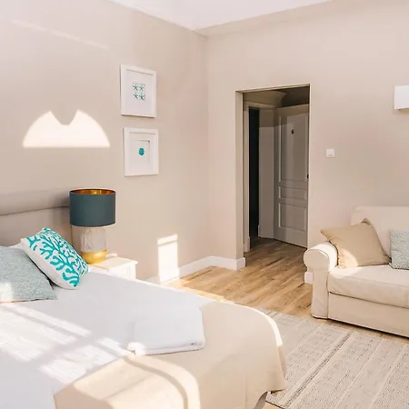 Dwor Zlotopolska Dolina Modlin Airport 4* Trębki