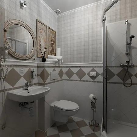Dwor Zlotopolska Dolina Mansion House 4* Trębki