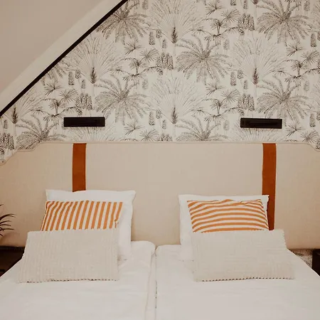 Dwor Zlotopolska Dolina Modlin Airport 4*