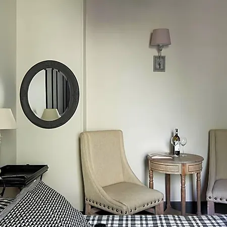 Dwor Zlotopolska Dolina Modlin Airport 4*