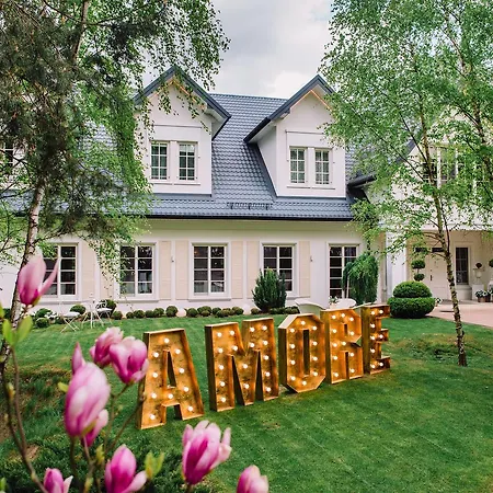Dwor Zlotopolska Dolina Mansion House 4* Trębki