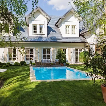 B&B Dwor Zlotopolska Dolina Mansion House