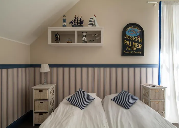 Dwor Zlotopolska Dolina Mansion House 4* Nowy Dwor Mazowiecki