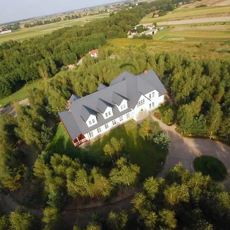 Dwór Złotopolska Dolina Mansion House 3* Trębki