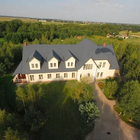 Bed and breakfast Dwór Złotopolska Dolina Mansion House 3*